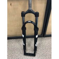 Вилка GRINZ ES 443 AMS 26"*1.1\8" ход 100мм, локаут ерная\белая